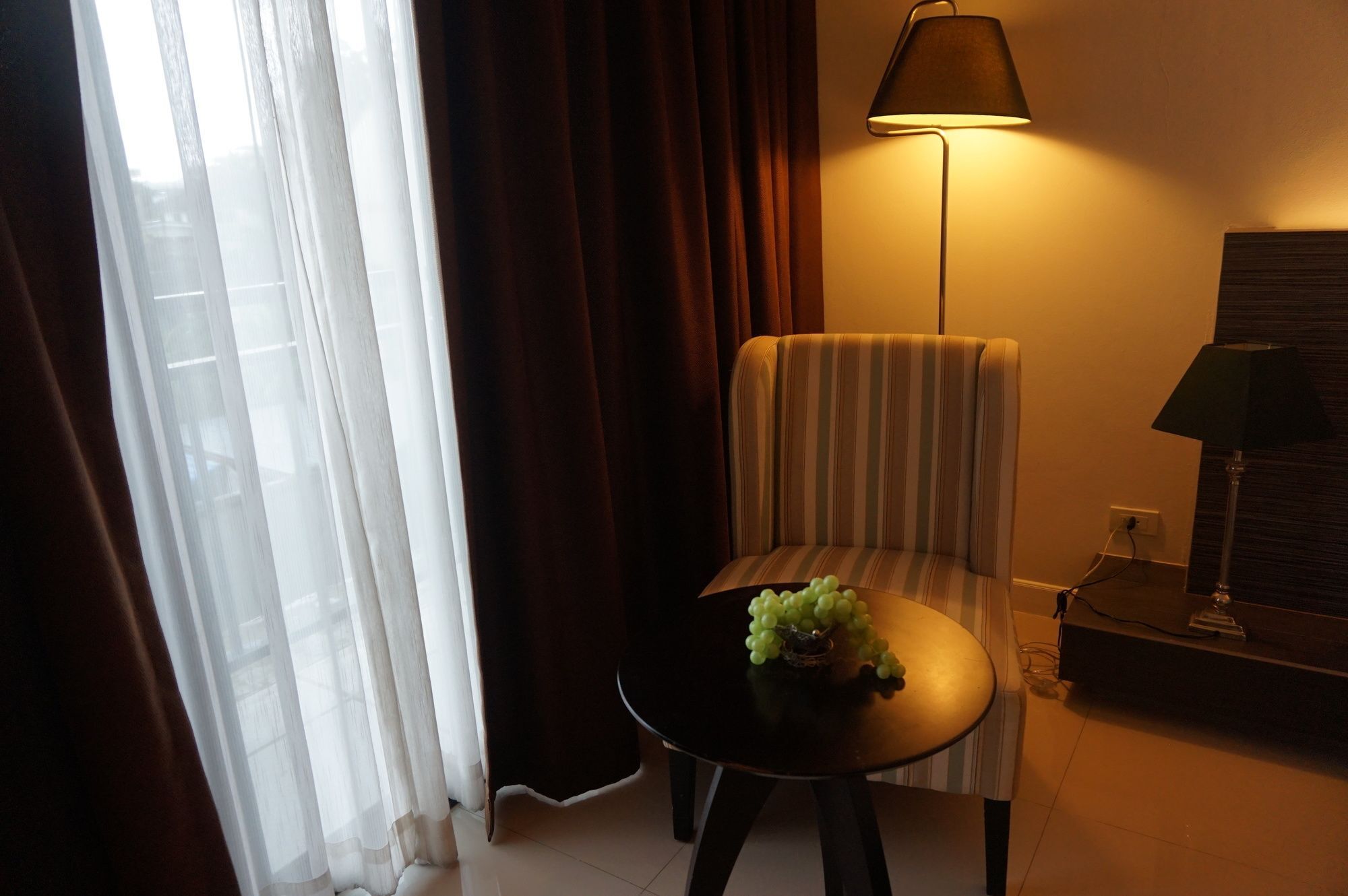 Fortune D Hotel Phitsanulok Buitenkant foto