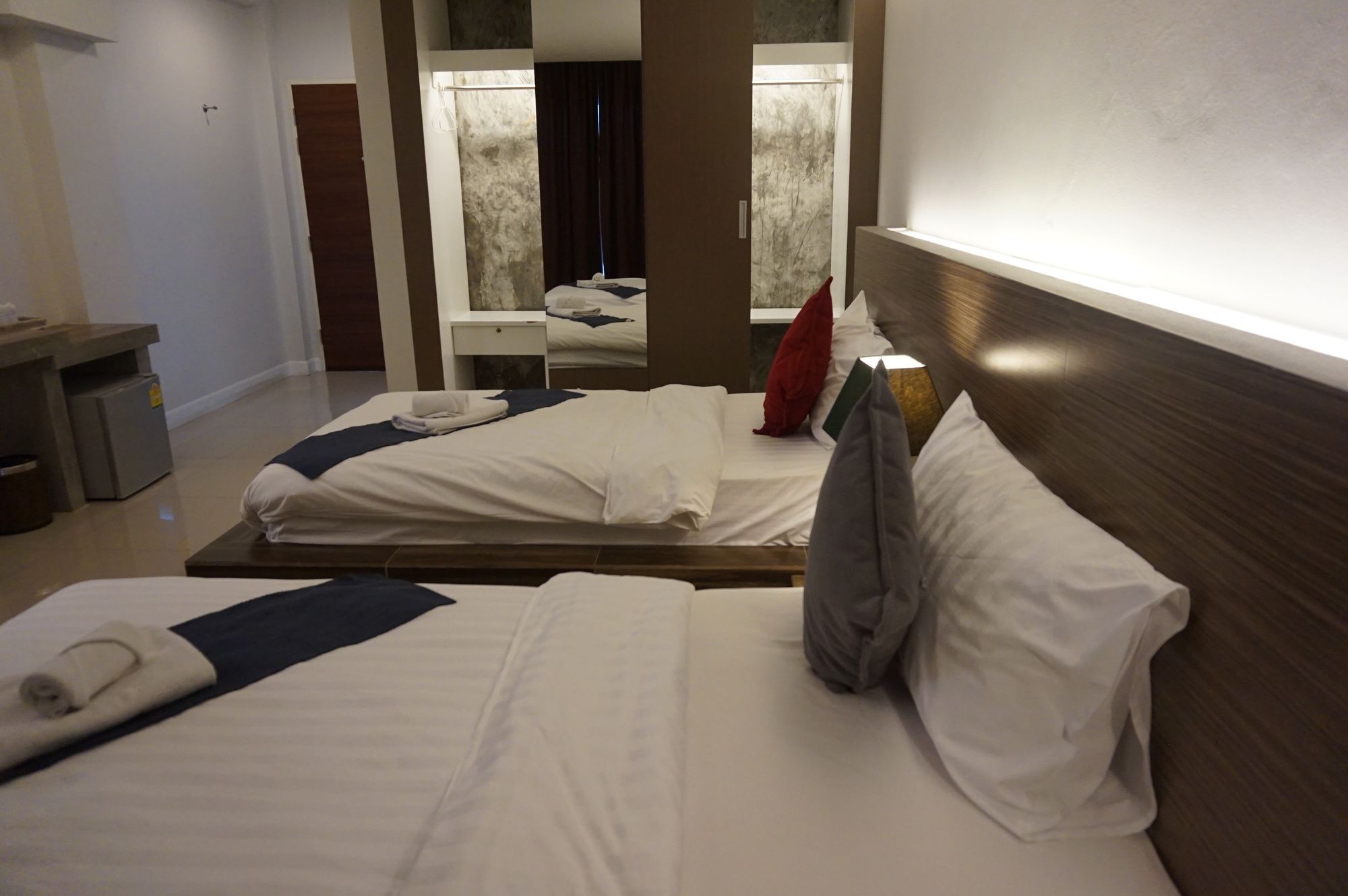 Fortune D Hotel Phitsanulok Buitenkant foto