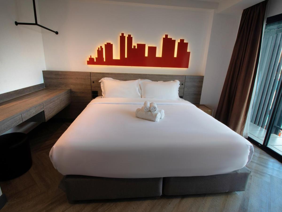 Fortune D Hotel Phitsanulok Buitenkant foto
