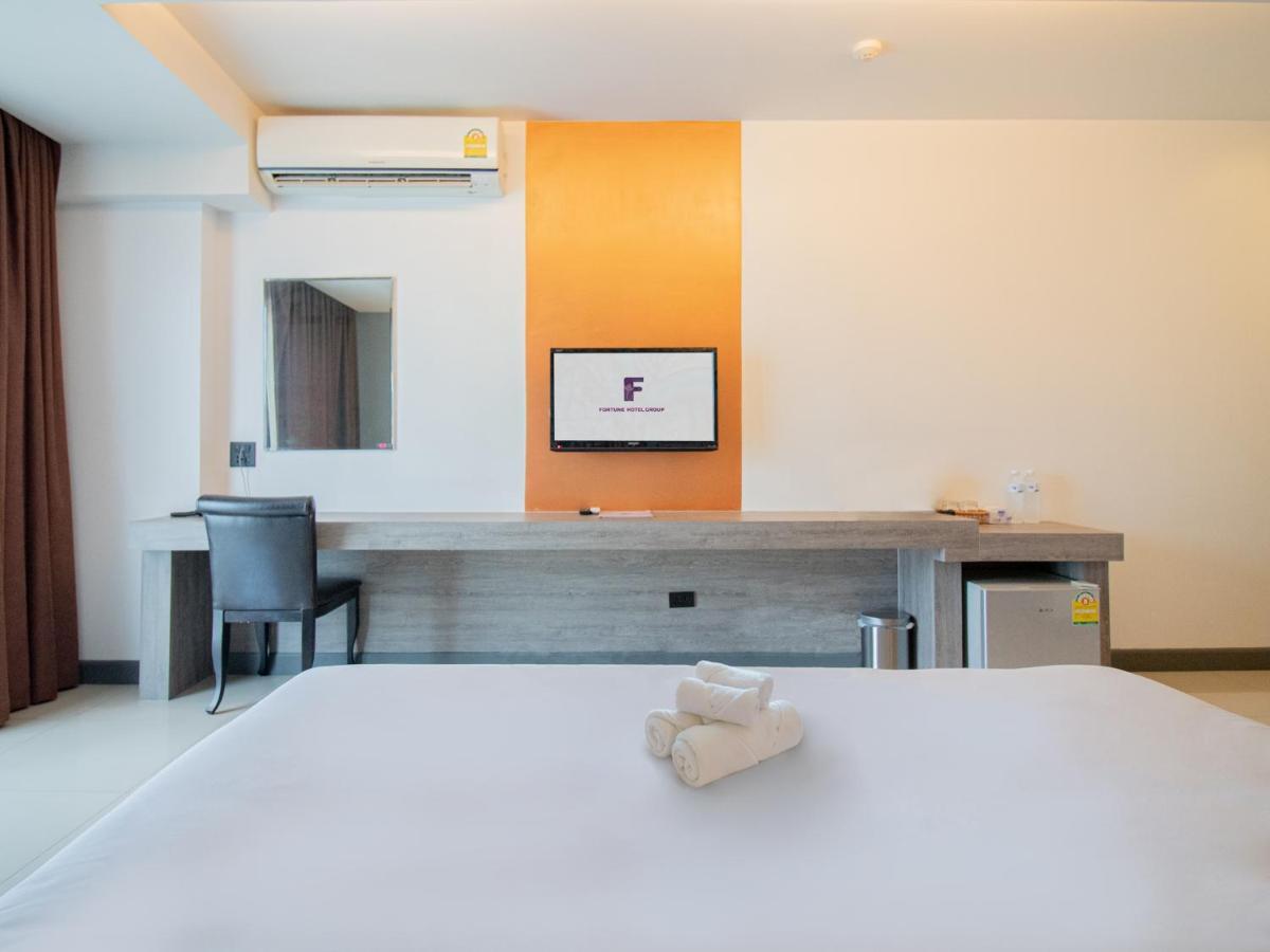 Fortune D Hotel Phitsanulok Buitenkant foto